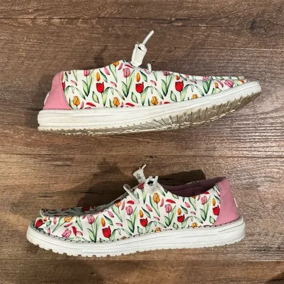 Hey Dude Wendy Slip-On Loafers Size 8 Tulip Bouquet Floral Print Pink Garden - Picture 3 of 12